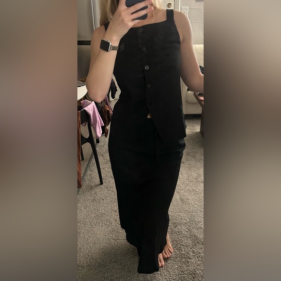 Wayf linen set Black Vest and Skirt Set - Picture 1 of 1